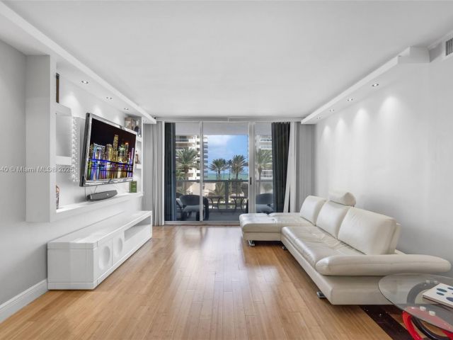 Apartment for sale  Unit #4A - photo 6006034