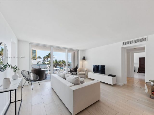 Apartment for sale  Unit #403S - photo 6004999