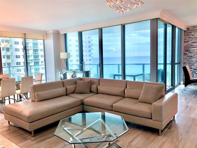 Apartment for sale  Unit #801 - photo 6007314