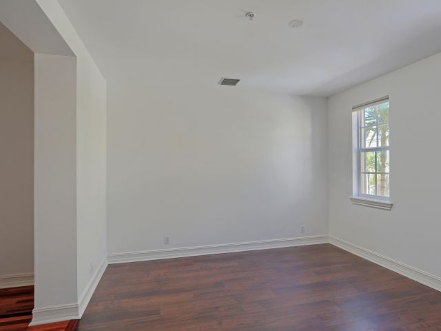 Home for rent at 343 Flamingo Drive - photo 6007626