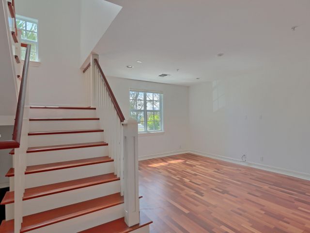 Home for rent at 343 Flamingo Drive - photo 6007632