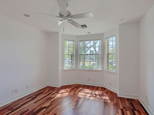 Home for rent at 343 Flamingo Drive - photo 6007636