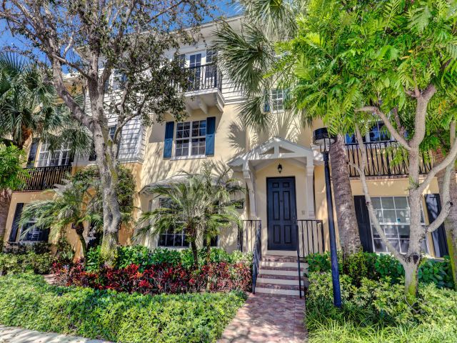 Home for rent at 343 Flamingo Drive - photo 6007641