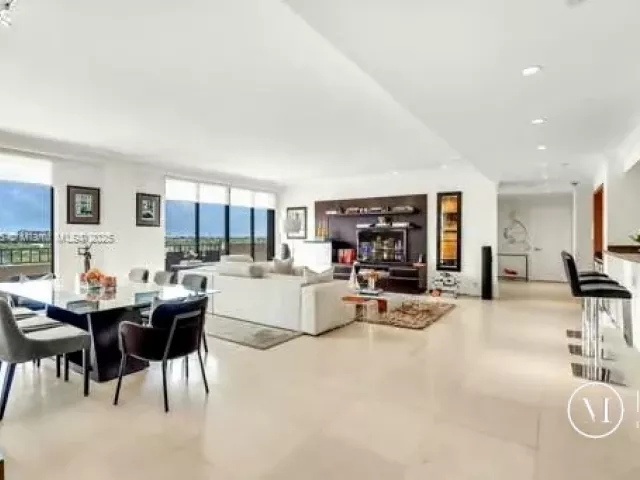 Apartment for rent  Unit #525 - photo 6007974