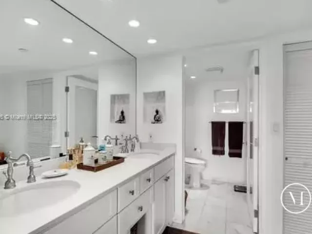 Apartment for rent  Unit #525 - photo 6007963