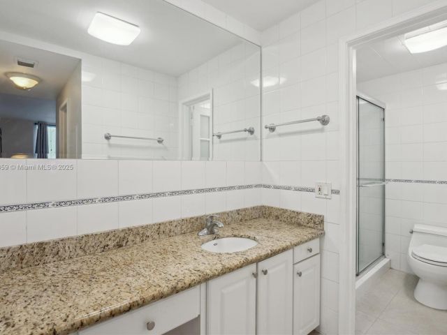 Apartment for sale  Unit #420 - photo 6008754