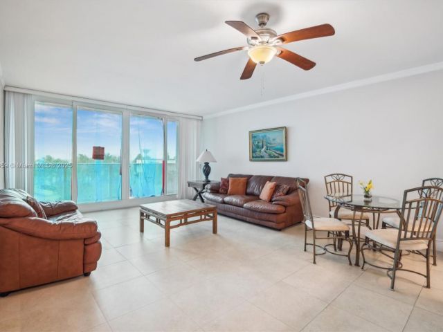 Apartment for sale  Unit #420 - photo 6008760