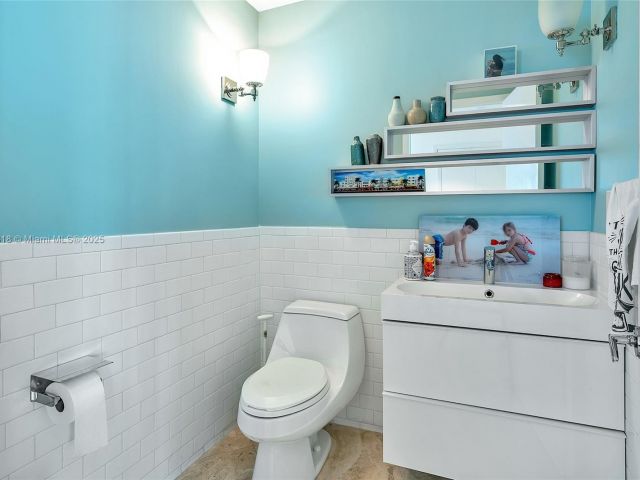 Apartment for rent  Unit #403 - photo 6038632