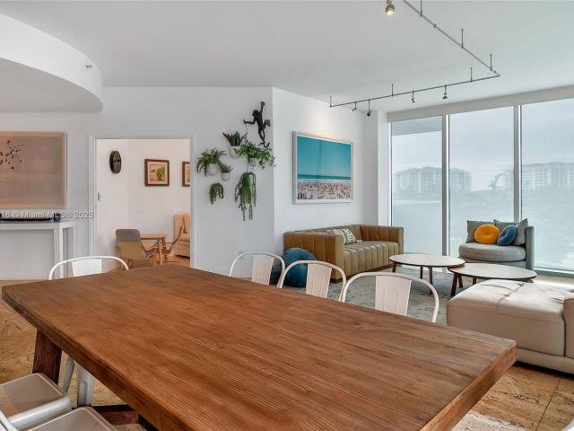 Apartment for rent  Unit #403 - photo 6038645