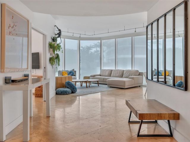 Apartment for rent  Unit #403 - photo 6038650