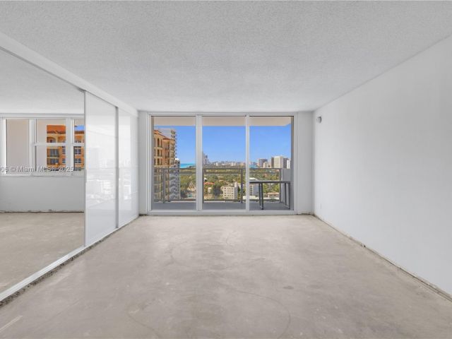 Apartment for sale  Unit #1708 - photo 6008366