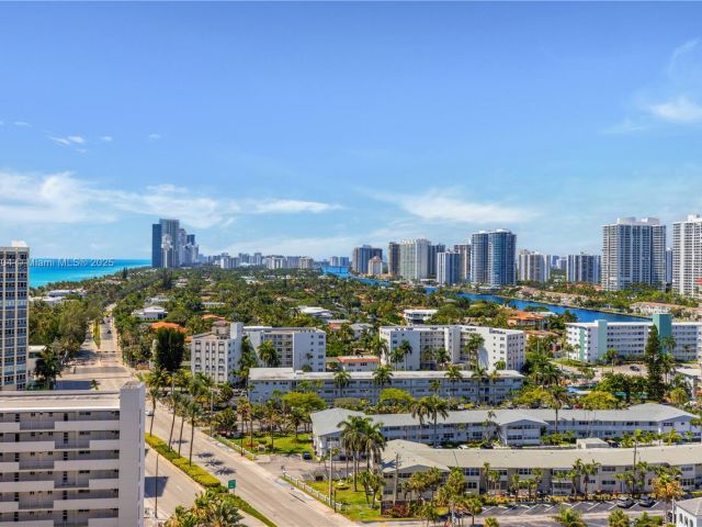 Apartment for sale  Unit #1707 - photo 6008393