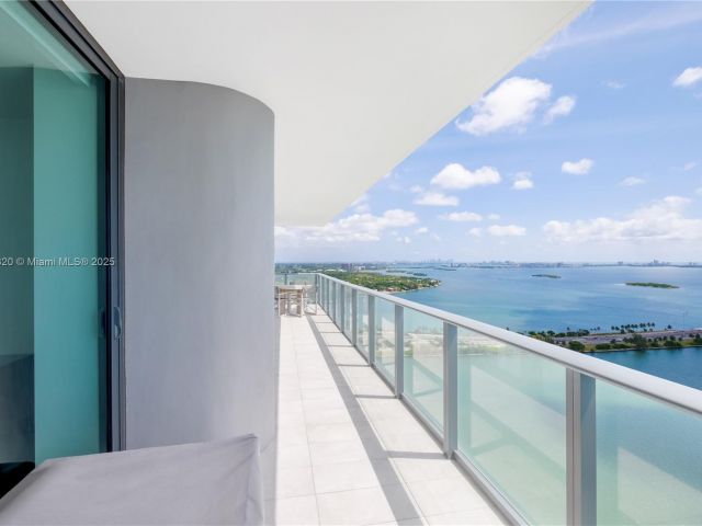 Apartment for sale  Unit #3606 - photo 6008159