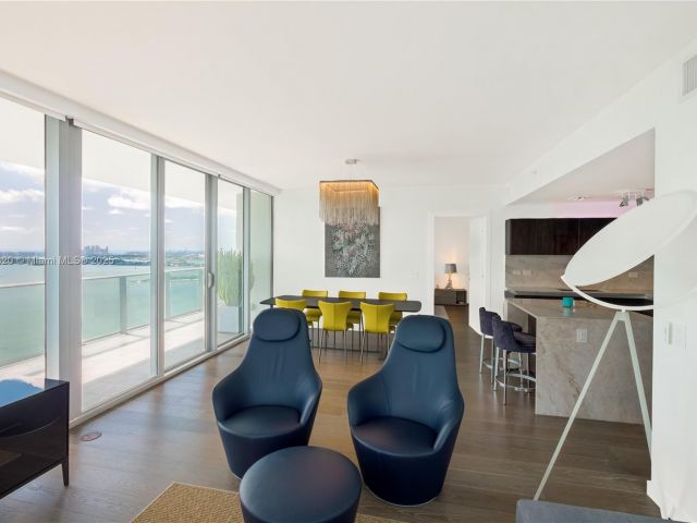 Apartment for sale  Unit #3606 - photo 6008164