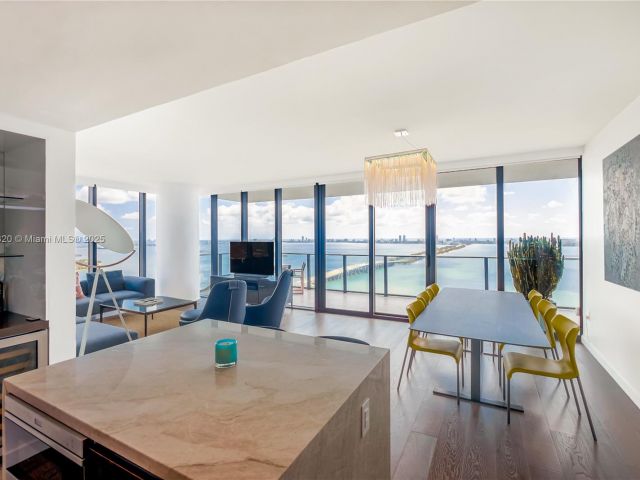 Apartment for sale  Unit #3606 - photo 6008172