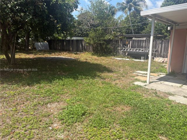 Home for sale at 2530 Washington St - photo 6006294