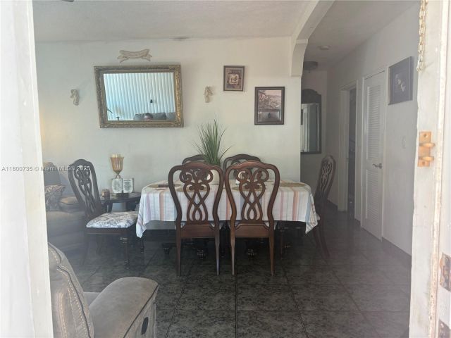 Home for sale at 2530 Washington St - photo 6006300