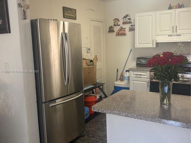 Home for sale at 2530 Washington St - photo 6006301