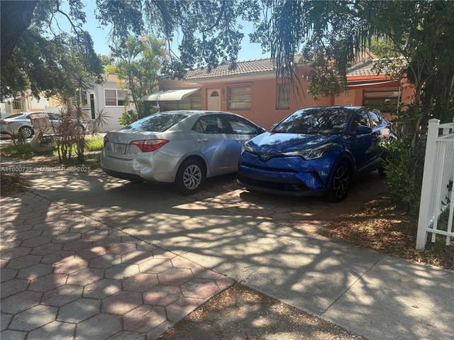 3-bedroom home for sale in Hollywood - 2530 Washington St - MondialRealty