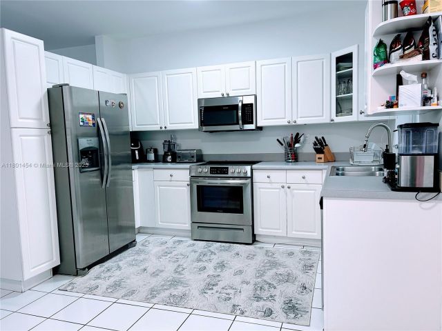 Home for rent at 1120 Canella Ln - photo 6013034