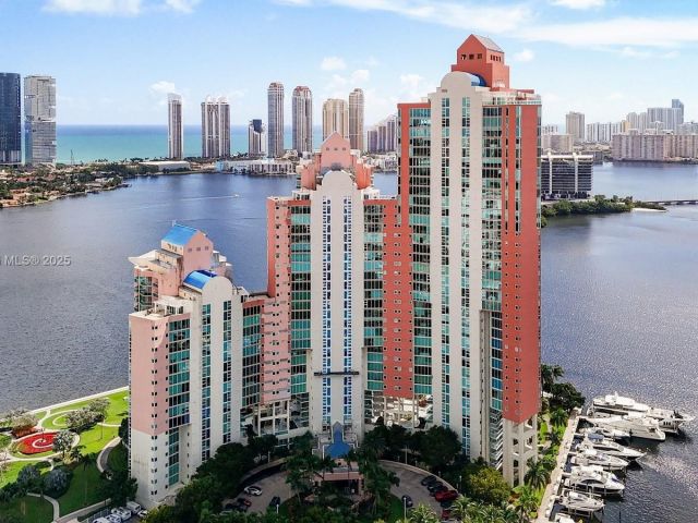 Apartment for sale  Unit #2813 - photo 6009083