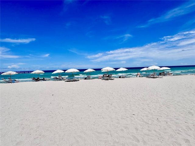 Apartment for rent  Unit #405 - photo 6151966