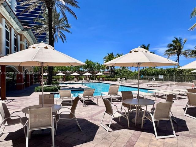 Apartment for rent  Unit #405 - photo 6151968