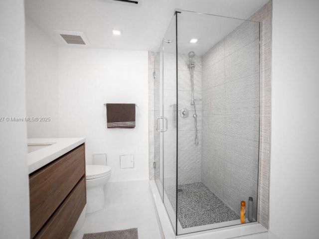 Apartment for rent  Unit #14K - photo 6012889