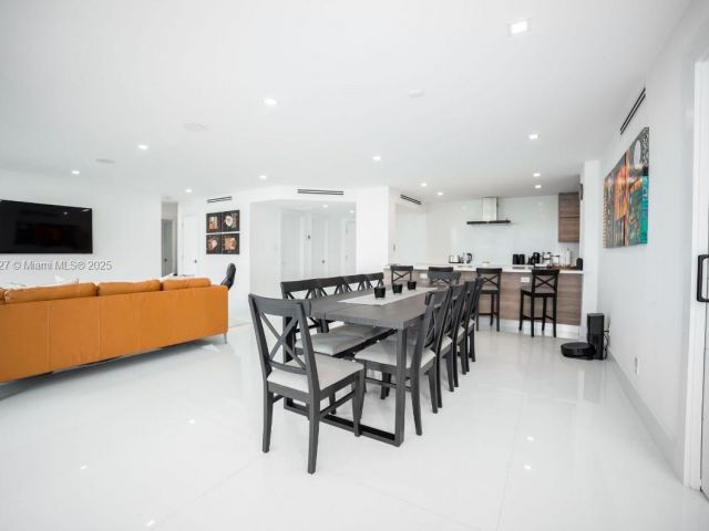 Apartment for rent  Unit #14K - photo 6012900