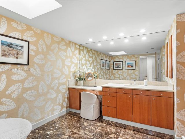 Apartment for sale  Unit #27-K - photo 6009591