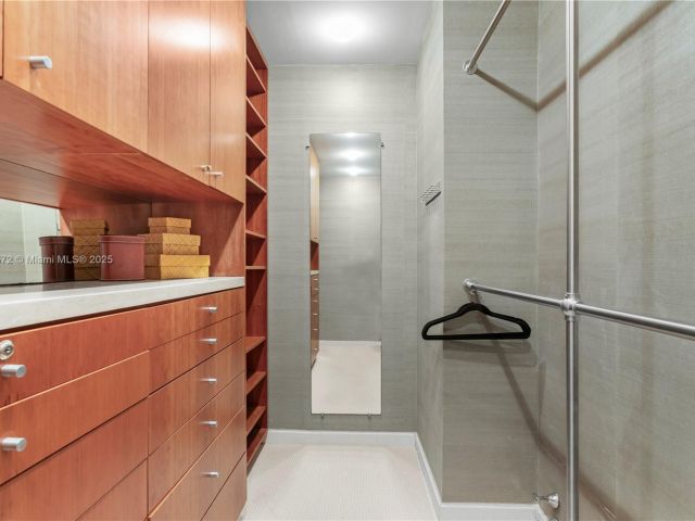 Apartment for sale  Unit #27-K - photo 6009592