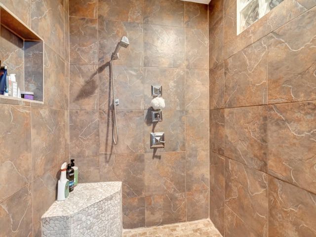 Home for sale at 2601 NE 27th Ter - photo 6034779