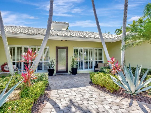 Home for sale at 2601 NE 27th Ter - photo 6034794