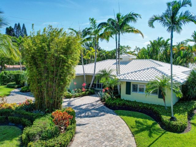 Home for sale at 2601 NE 27th Ter - photo 6034795