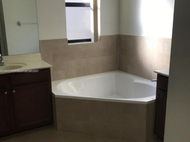 Home for sale at 15400 SW 176 LN - photo 6006908