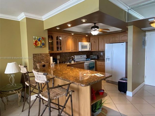 Apartment for sale  Unit #403 - photo 6012921