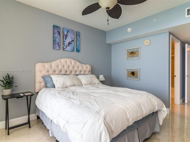 Apartment for sale  Unit #3401 - photo 6011298