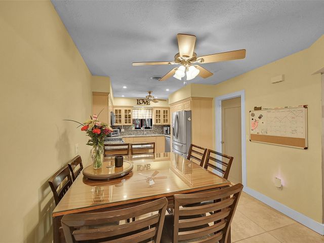 Home for sale at 420 SE 5th St - photo 6038408