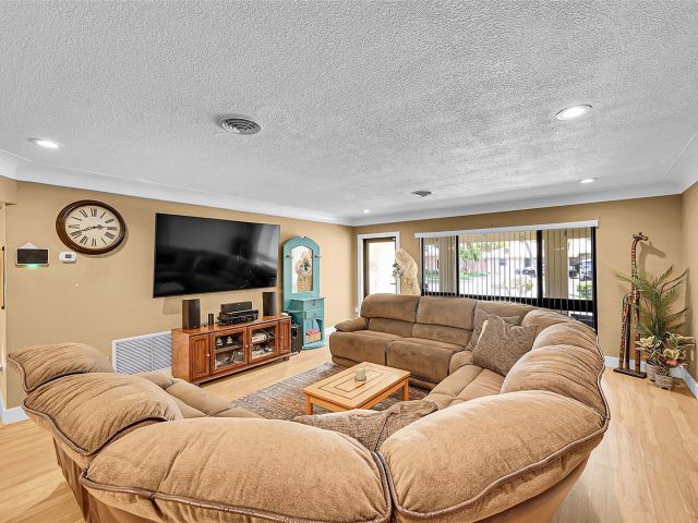 Home for sale at 420 SE 5th St - photo 6038411