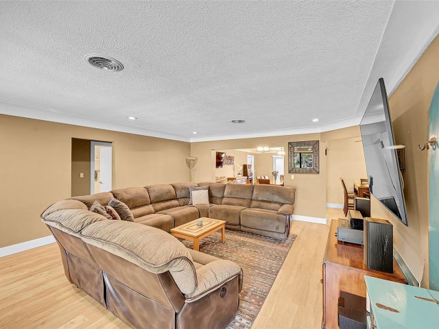 Home for sale at 420 SE 5th St - photo 6038413