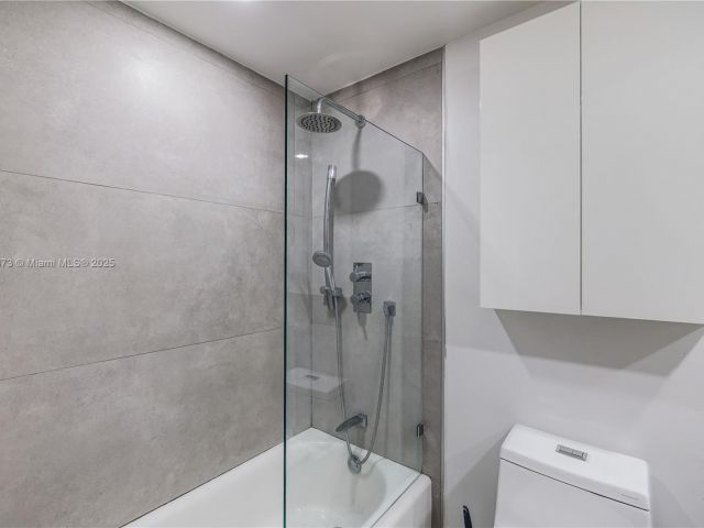 Apartment for rent  Unit #1110 - photo 6016705