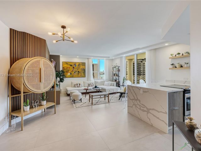 Apartment for rent  Unit #1110 - photo 6016721