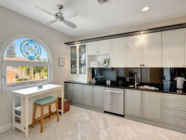 Home for sale at 1788 Bay Dr 25 - photo 6028265