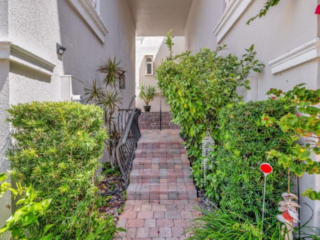 Home for sale at 1788 Bay Dr 25 - photo 6028277