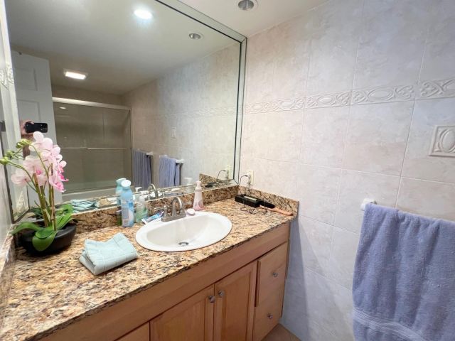 Apartment for rent  Unit #1003S - photo 6017937