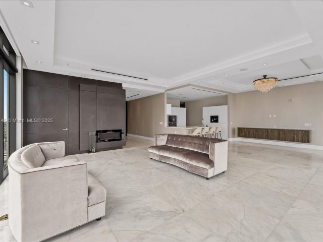 Apartment for rent  Unit #4104 - photo 6011902