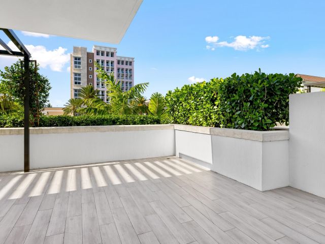 Apartment for rent  Unit #205 - photo 6018440