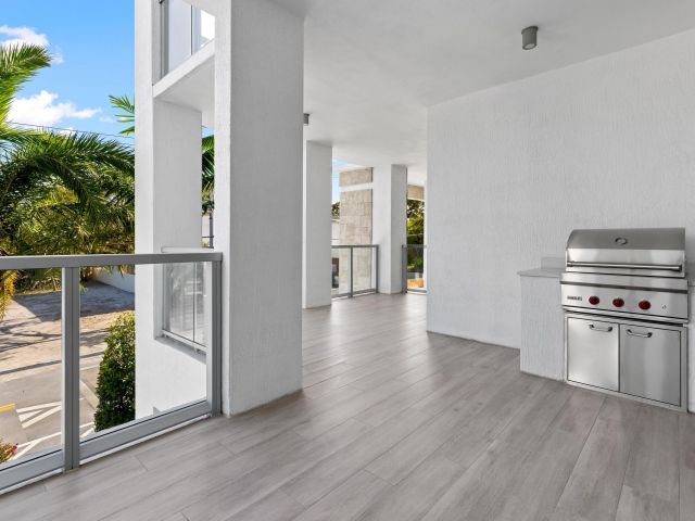 Apartment for rent  Unit #205 - photo 6018448