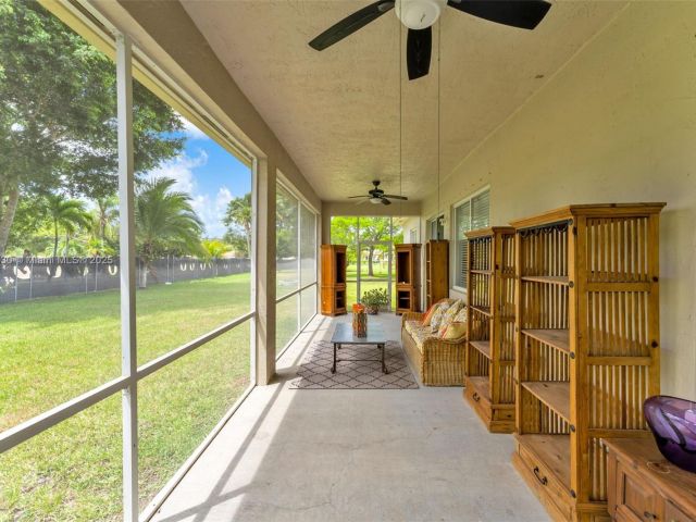 Home for sale at 2819 Augusta Ln - photo 6025090