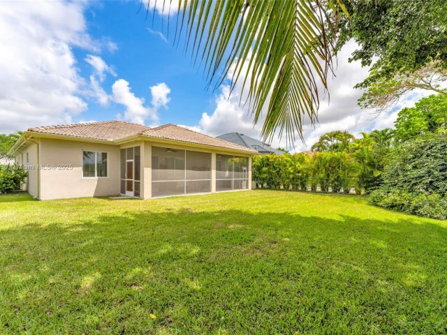 Home for sale at 2819 Augusta Ln - photo 6025108